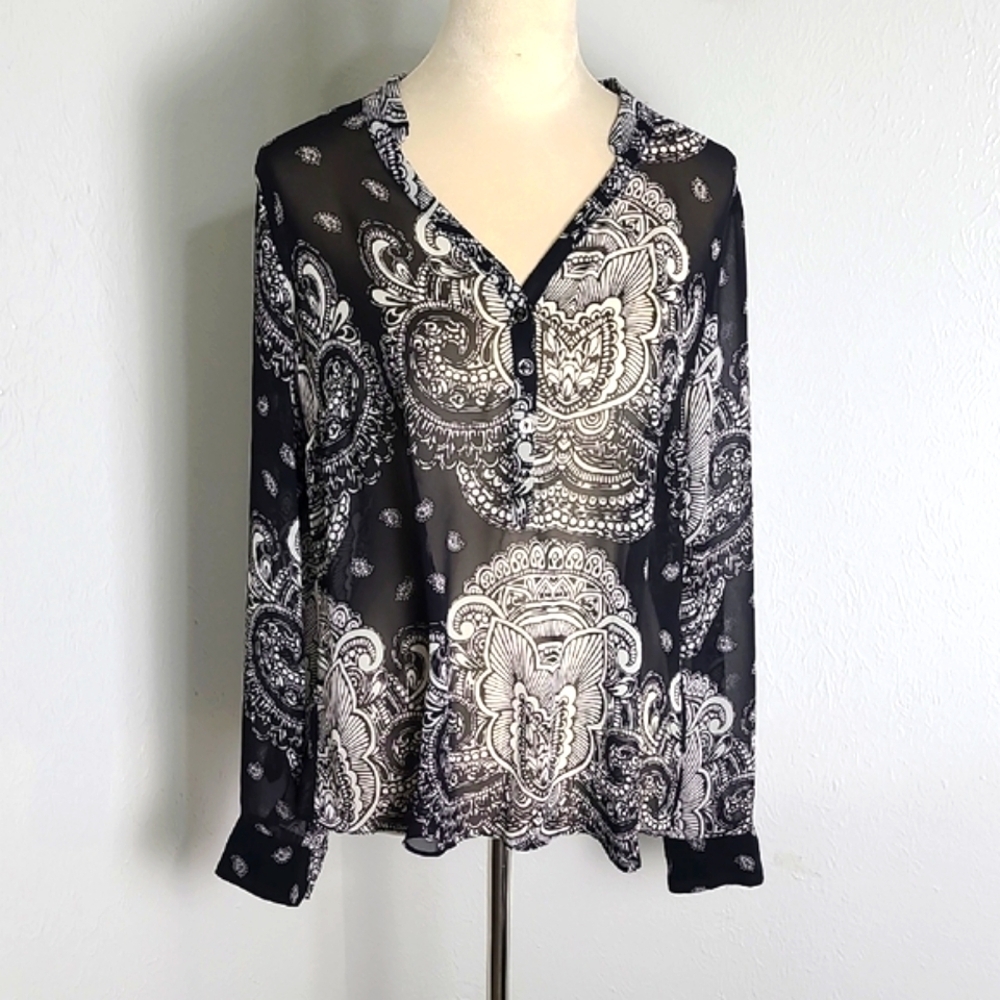 a.n.a. Black & White Sheer Longsleeve Paisley Top, Size Large
